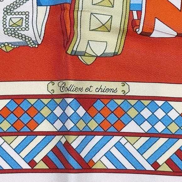HERMES Red Scarf - Picture 5 of 9